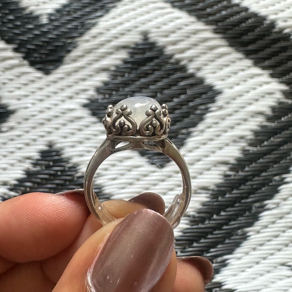 Vintage Sterling Silver Moonstone Halo Size 7 Ring - Picture 2 of 3